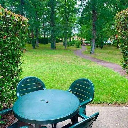 Apartament Dans Joli Village De 47150 *